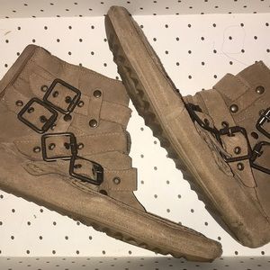 Moccasin Style Juicy Couture Boot